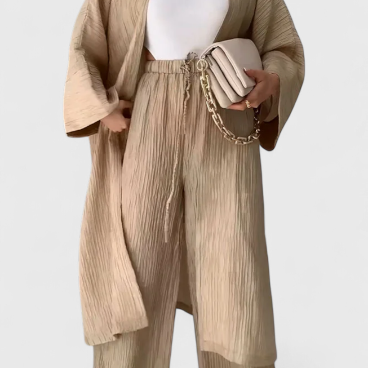 Ensemble Caspian Détente de Deux Pièces avec Kimono Long